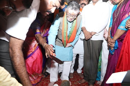 प्रेस प्रकाशनी दिनांक 26.02.2020 को काकीनाडा, आंध्र प्रदेश में 100 बिस्‍तरों वाले क.रा.बी. निगम अस्‍पताल का शिलान्‍यास