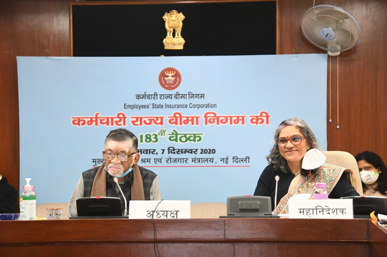 प्रेस प्रकाशनी कामगारों को बेहतर सेवाएं प्रदान करने के लिए क.रा.बी.निगम की प्रमुख नीतिगत पहलें